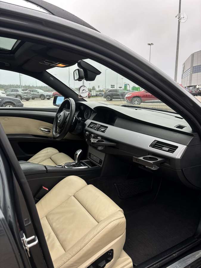 BMW 530, 3.0 l., Универсал