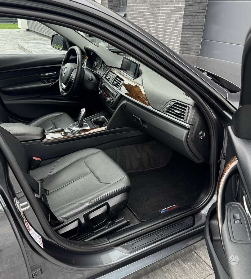 BMW 330, 3.0 l., universalas