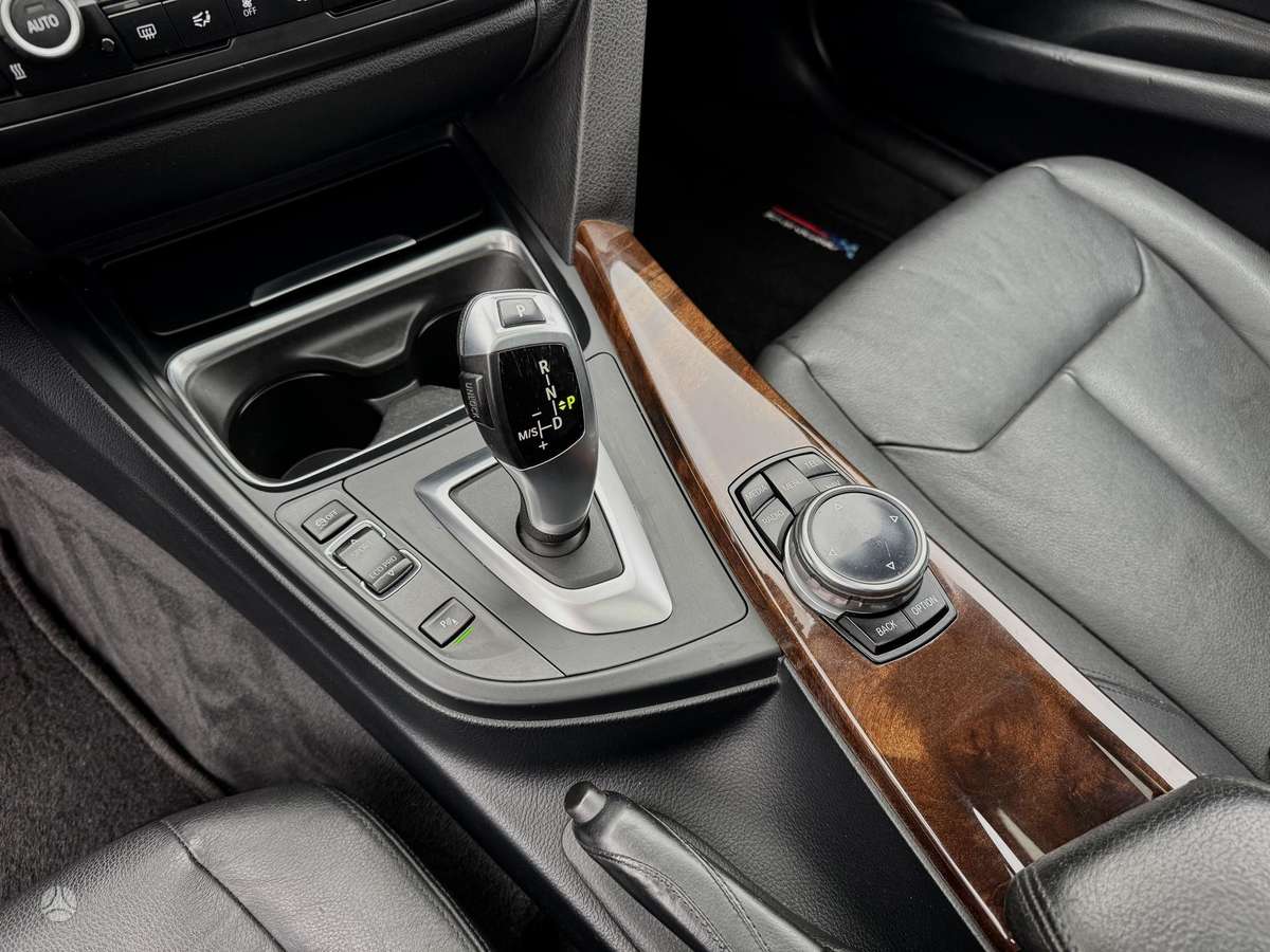 BMW 330, 3.0 l., Универсал