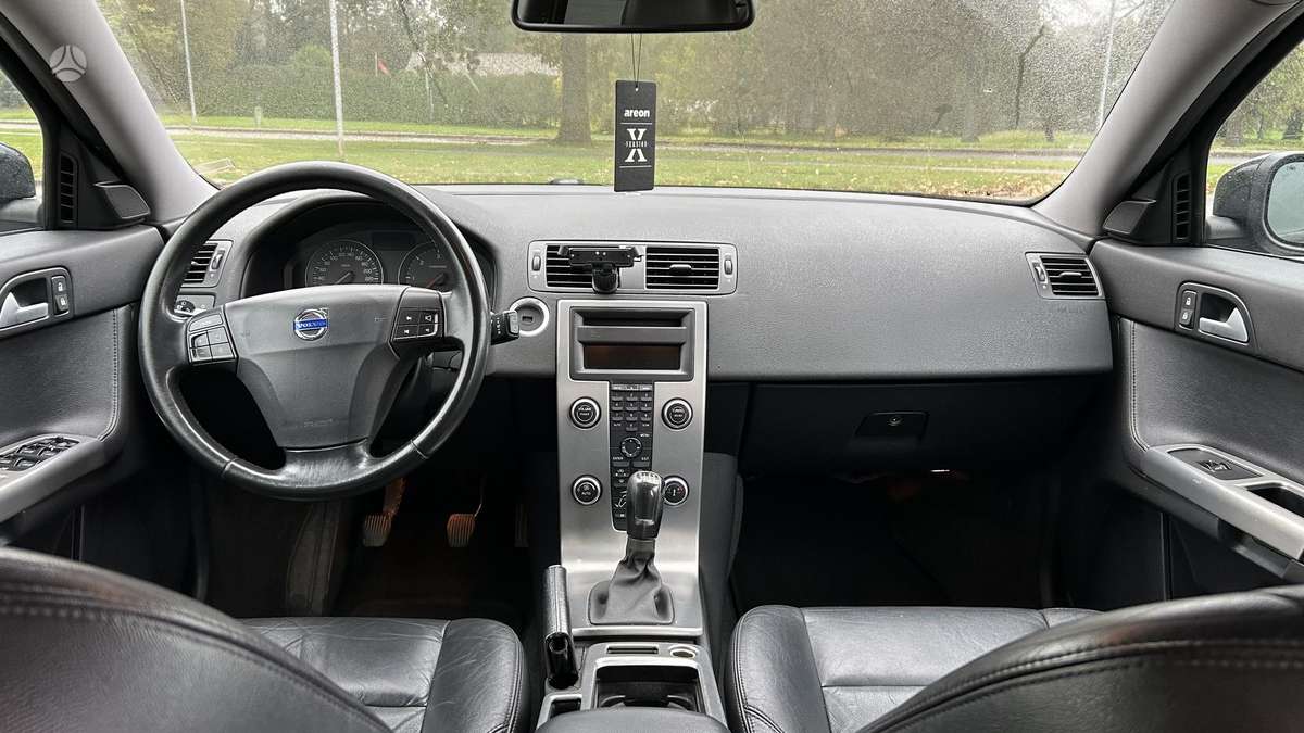 Volvo V50, 2.0 l., wagon