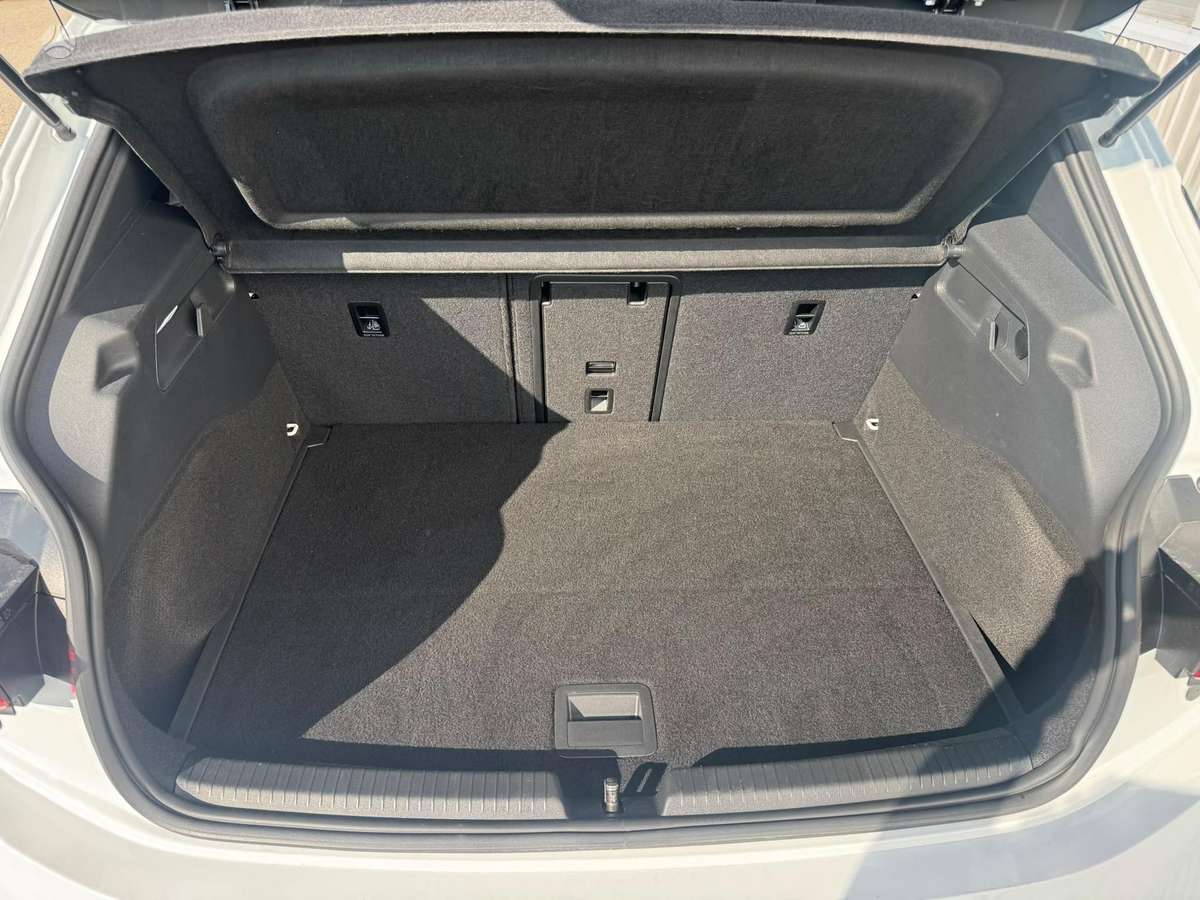 Cupra Born, 62 kWh, hatchback