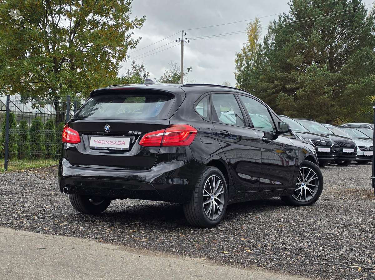 BMW 218 Active Tourer, 2.0 l., hatchback