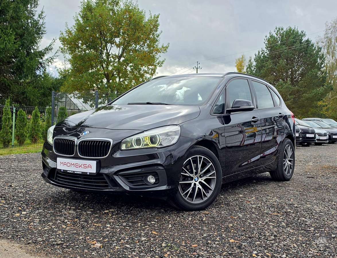 BMW 218 Active Tourer, 2.0 l., hatchback
