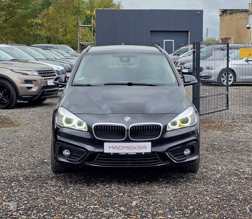 BMW 218 Active Tourer, 2.0 l., hatchback