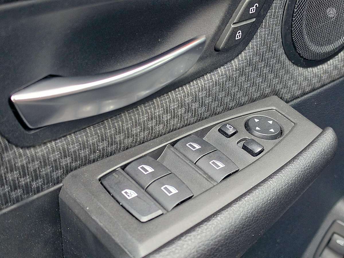 BMW 218 Active Tourer, 2.0 l., hatchback