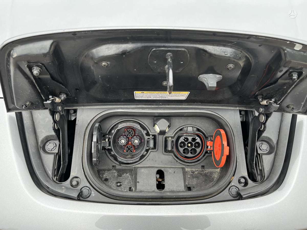 Nissan Leaf, 40 kWh, hatchback
