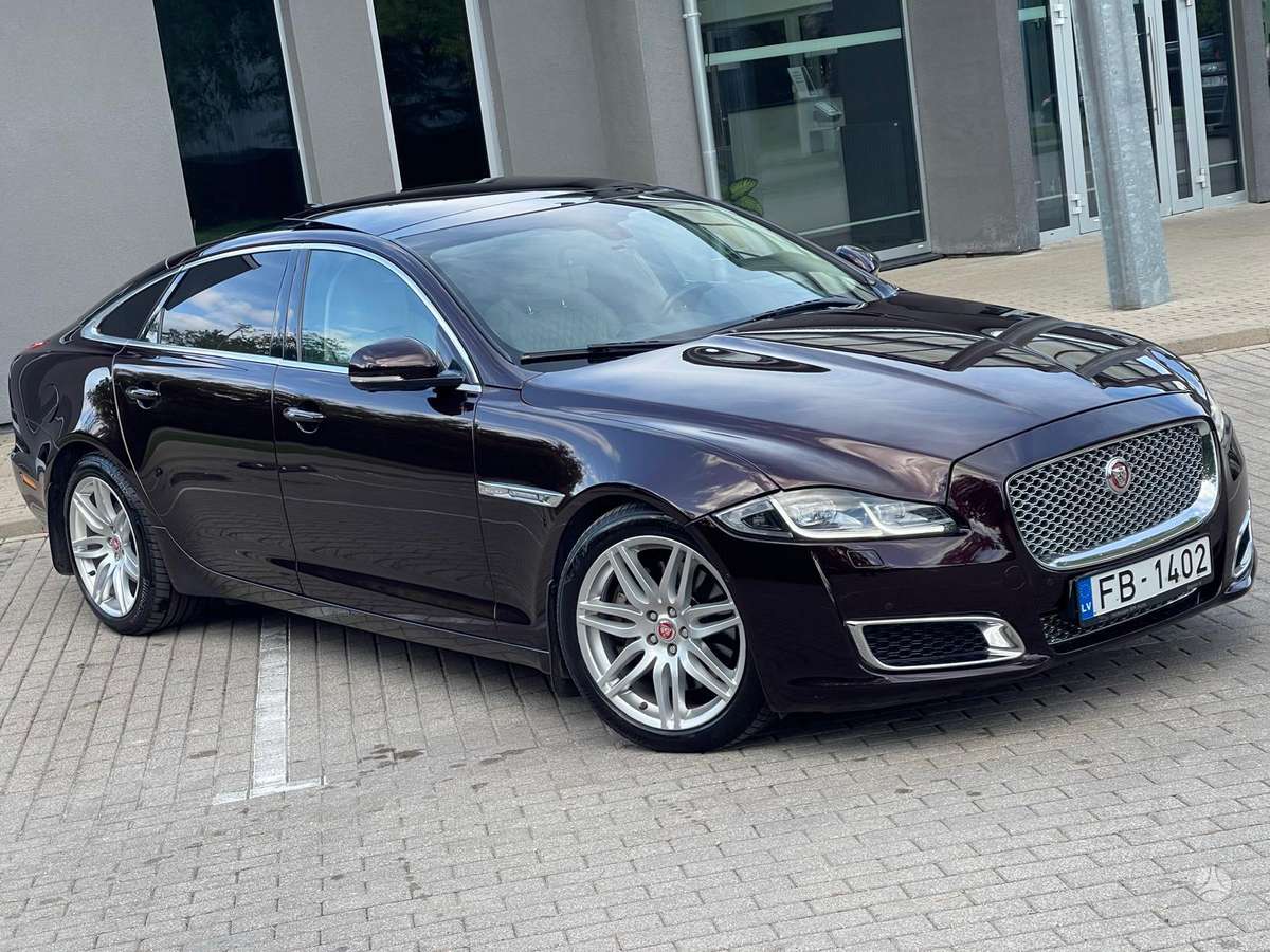 Jaguar XJ, 3.0 l., Седан