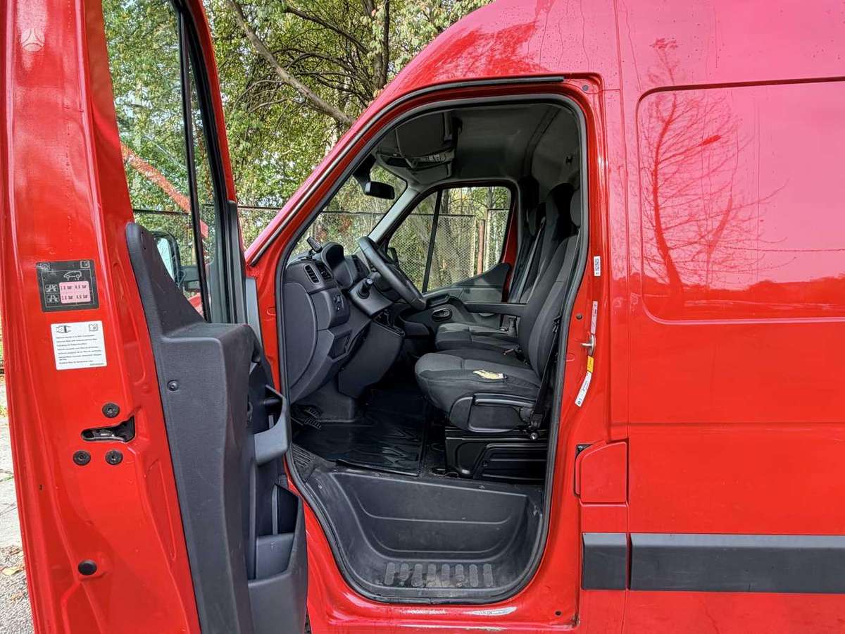 Renault Master, 2.3 l., Коммерческий