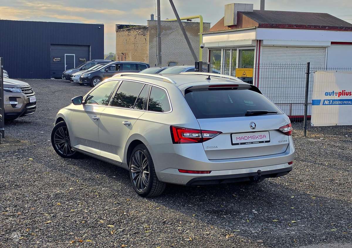 Skoda Superb, 2.0 l., universalas