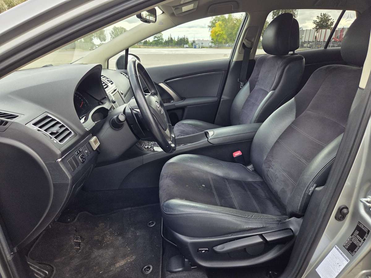 Toyota Avensis, 1.8 l., Универсал