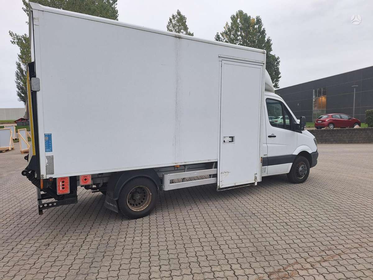 Mercedes-Benz Sprinter 516, box trucks / box vans