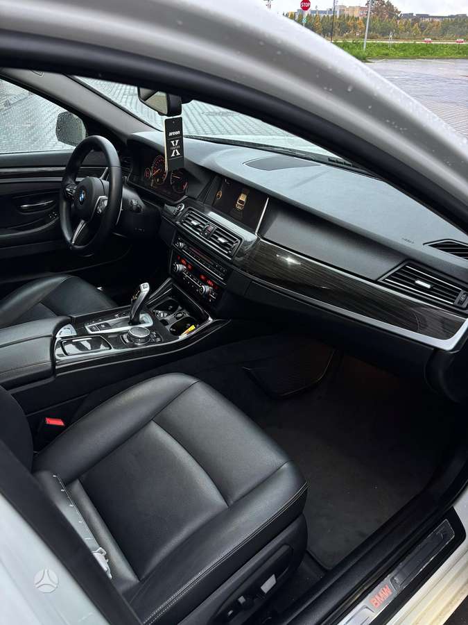 BMW 520, 2.0 l., Универсал