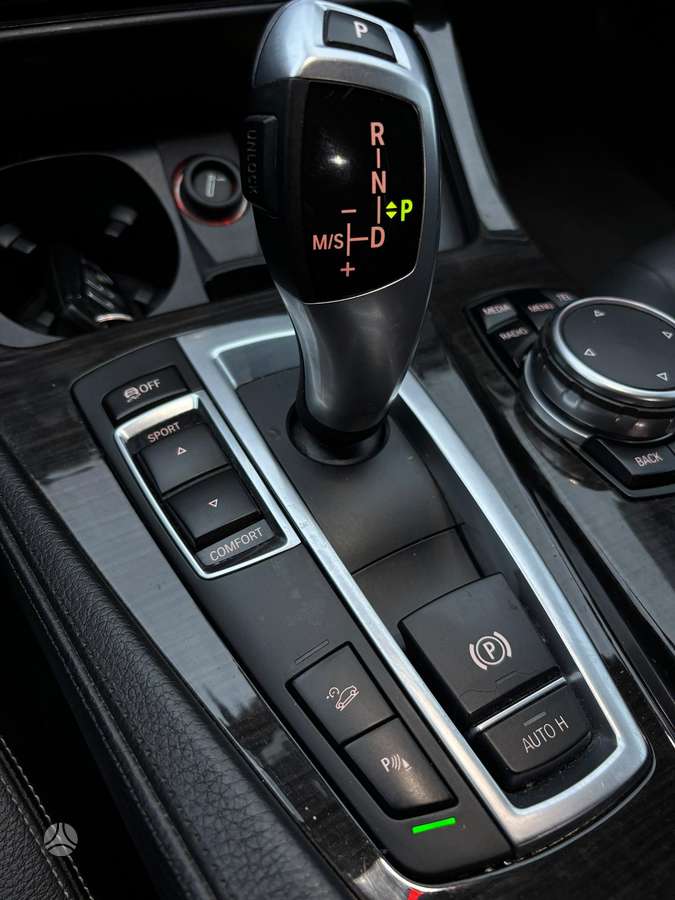 BMW 520, 2.0 l., wagon