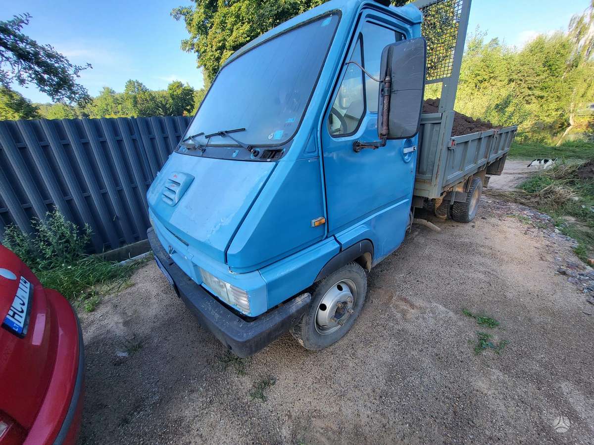 Renault Master, pašizgāzēji