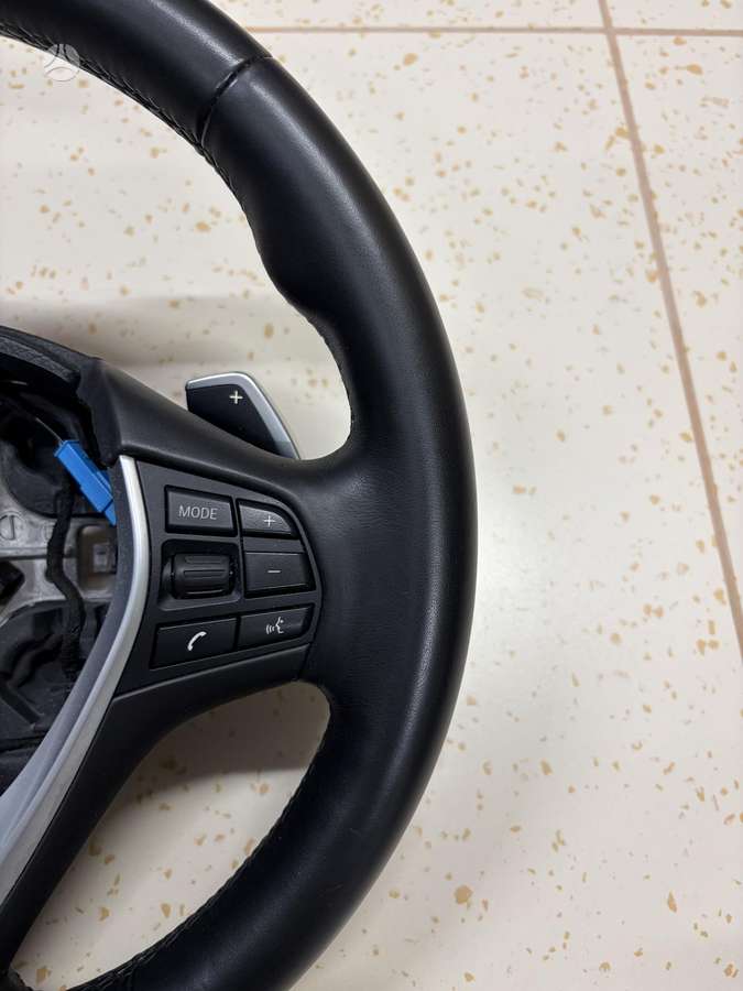 BMW 3 serija детали салона