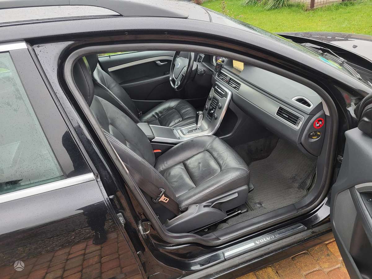 Volvo V70, 2.0 l., wagon