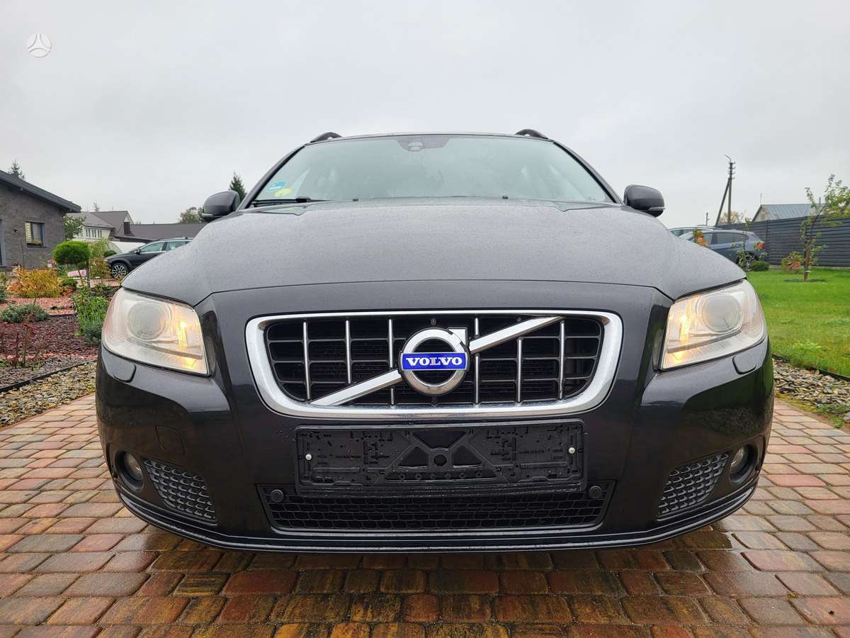 Volvo V70, 2.0 l., Универсал