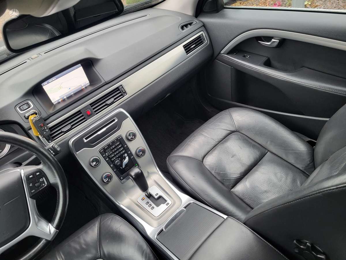 Volvo V70, 2.0 l., wagon