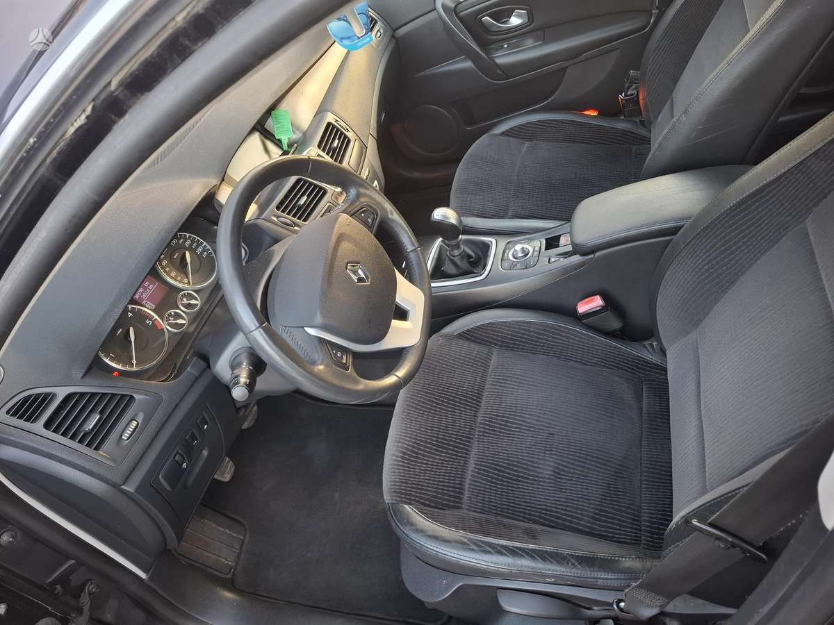 Renault Laguna, 2.0 l., hatchback