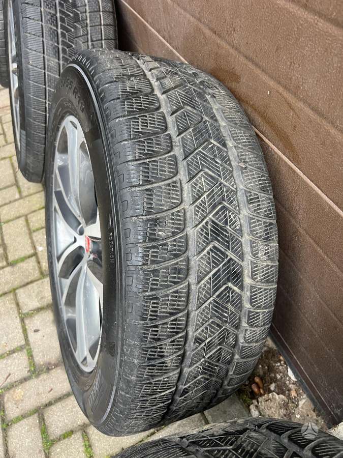 Pirelli, winter 255/55 R19