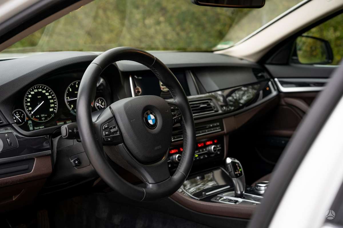 BMW 520, 2.0 l., Универсал