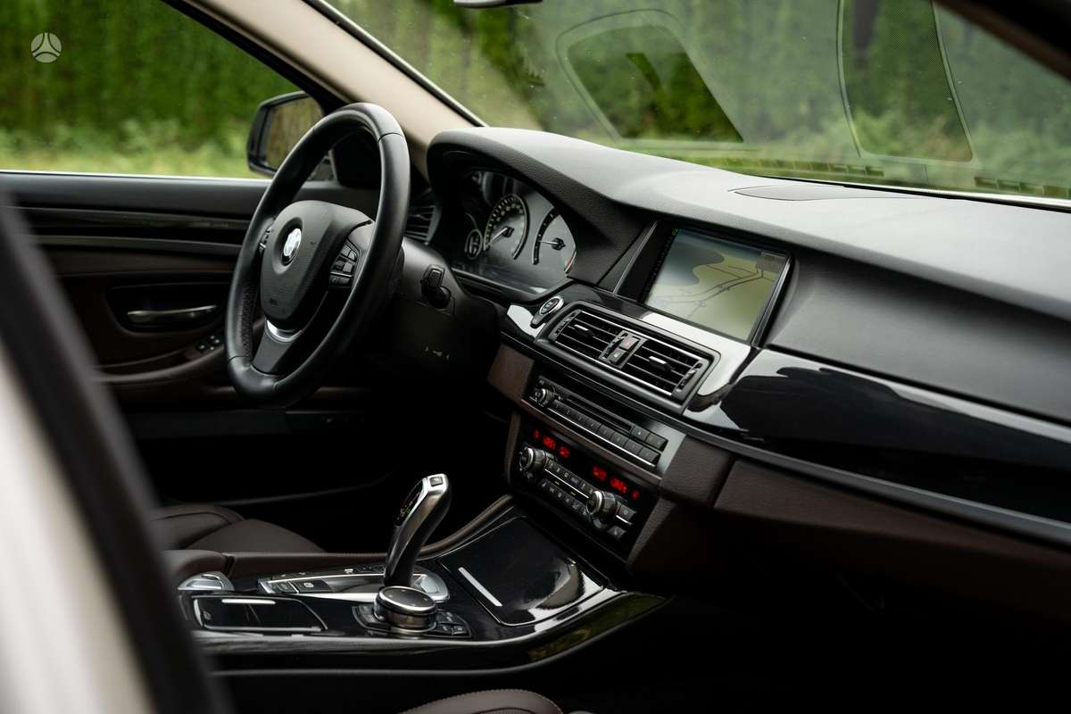 BMW 520, 2.0 l., Универсал