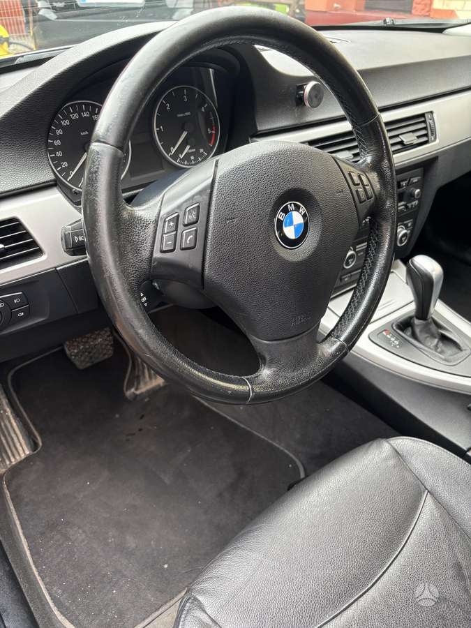 BMW 320, 2.0 l., wagon