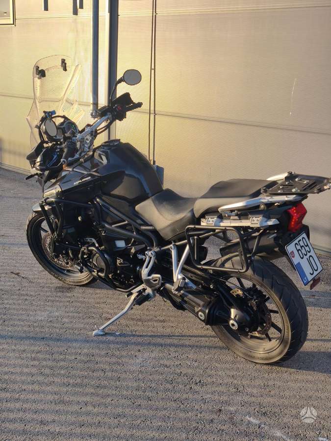 Triumph Tiger 1200cc, enduro / adventure