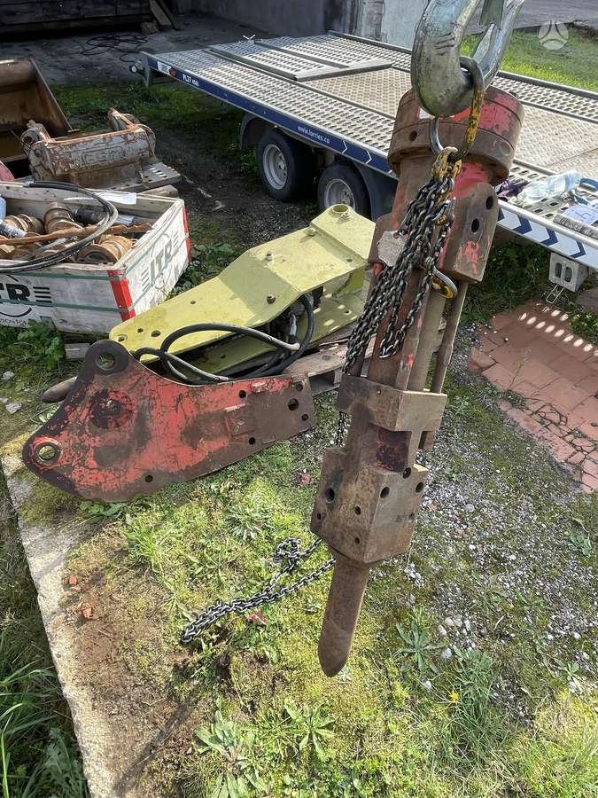 Caterpillar Rabaud Thr, hydraulic drills