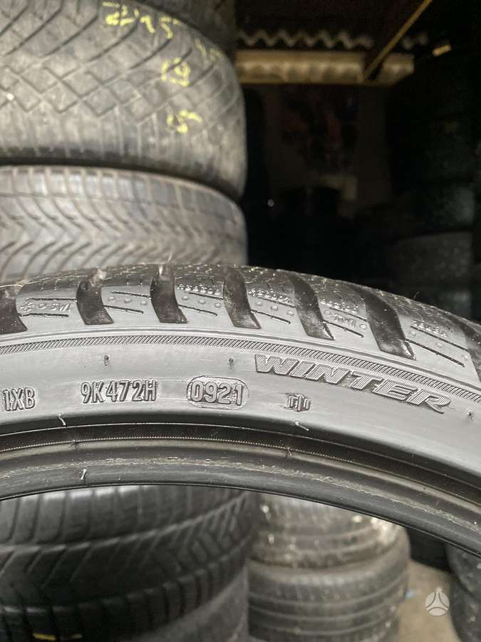 Pirelli, зимние 235/35 R20