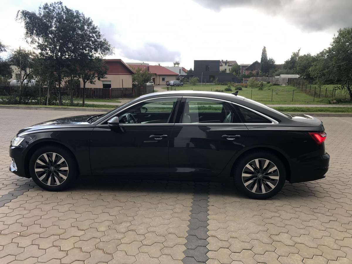 Audi A6, sedanas