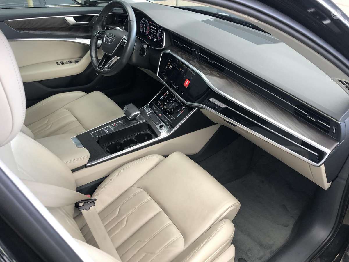 Audi A6, sedanas