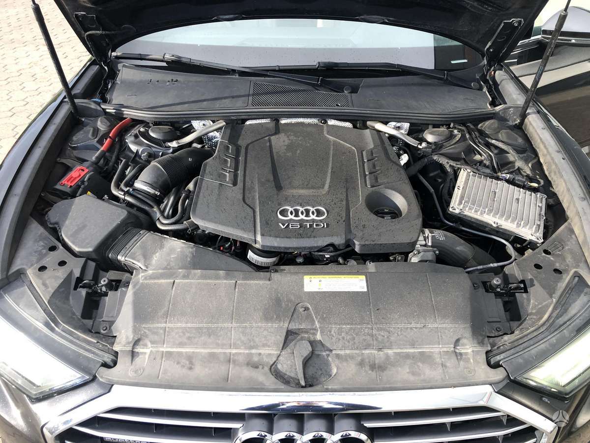 Audi A6, sedanas