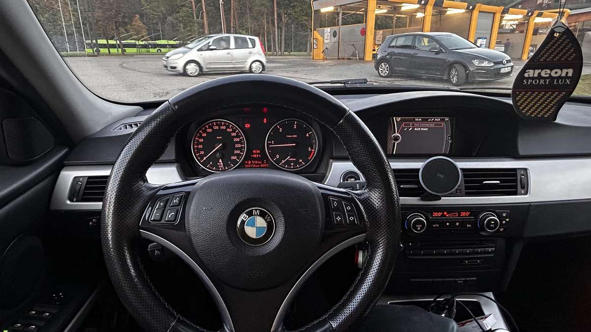 BMW 318, 2.0 l., Универсал
