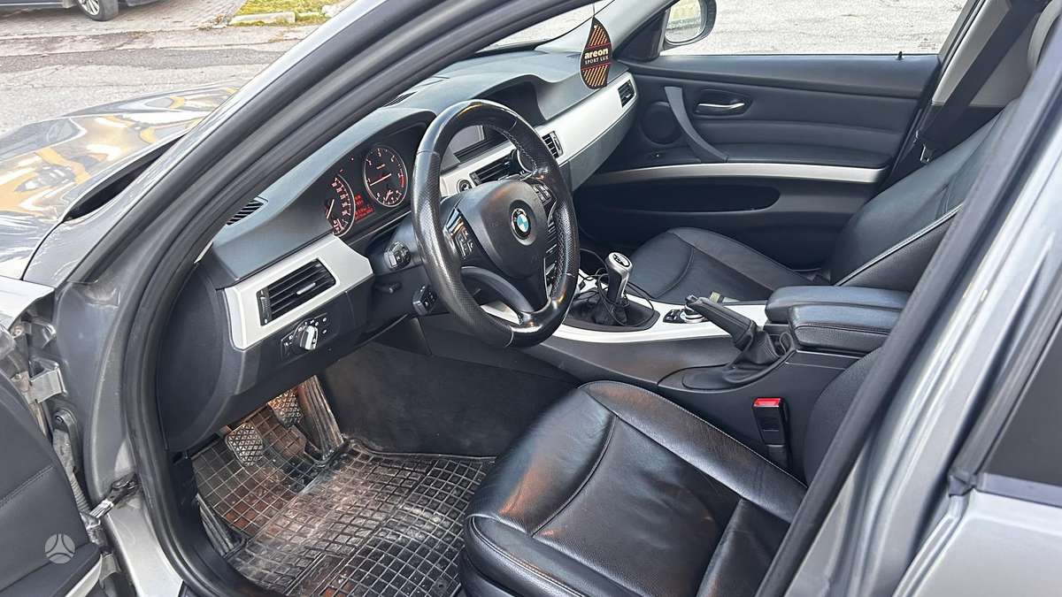 BMW 318, 2.0 l., Универсал