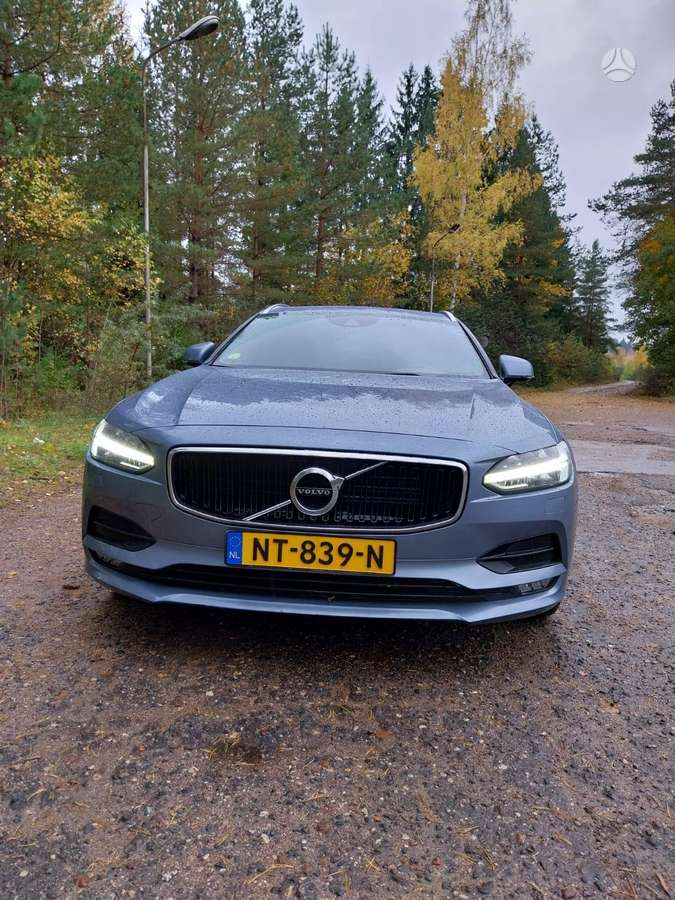 Volvo V90, Универсал