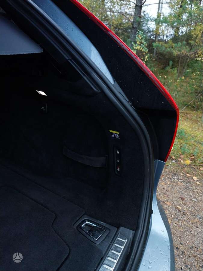 Volvo V90, wagon
