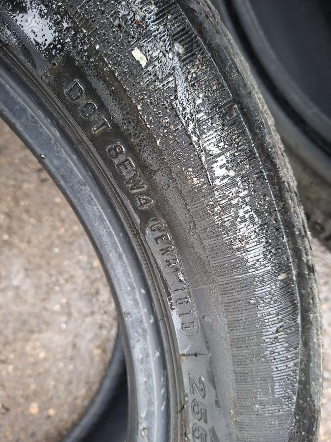 Roadstone, зимние 255/50 R19