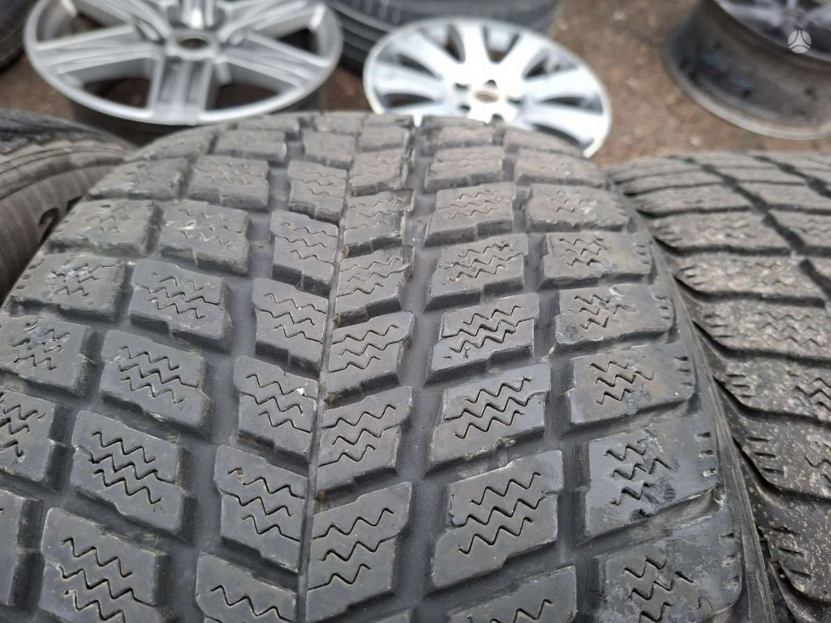 Roadstone, зимние 255/50 R19