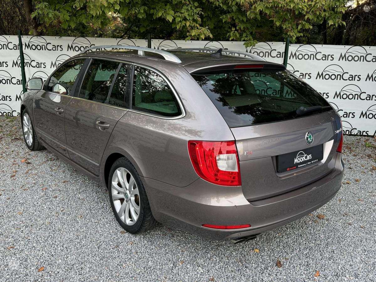 Skoda Superb, 2.0 l., wagon