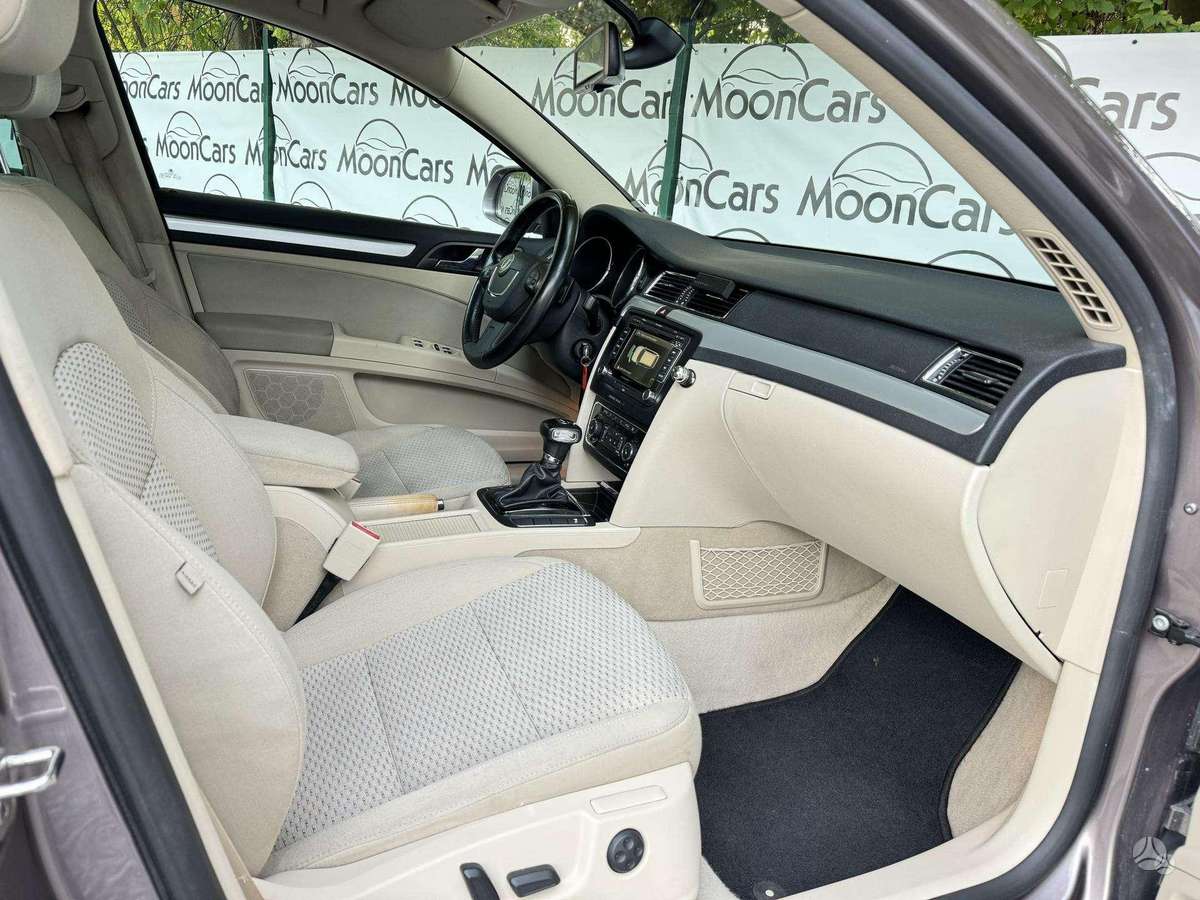 Skoda Superb, 2.0 l., wagon
