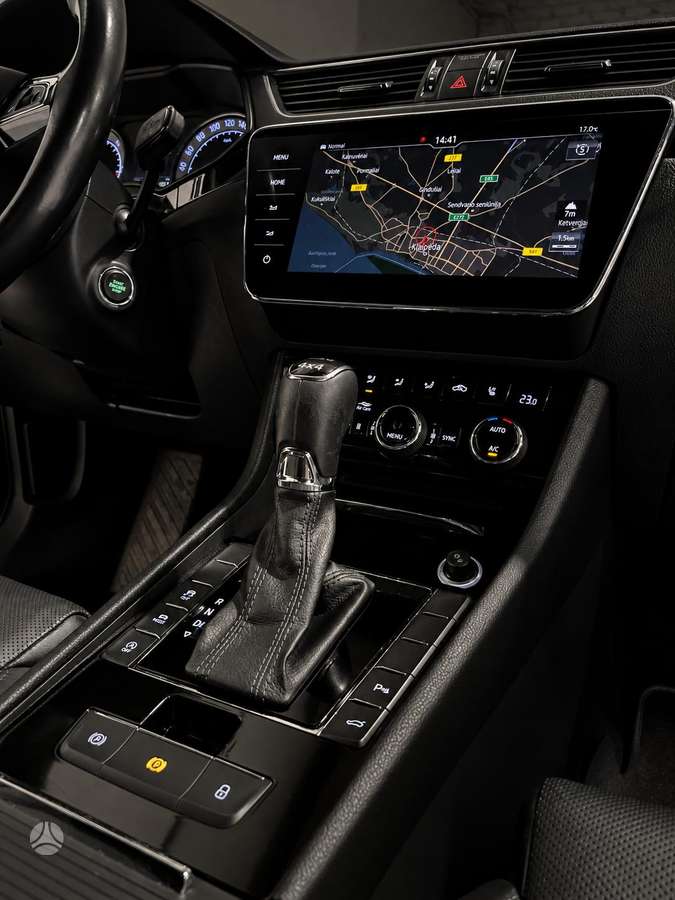 Skoda Superb, 2.0 l., Универсал