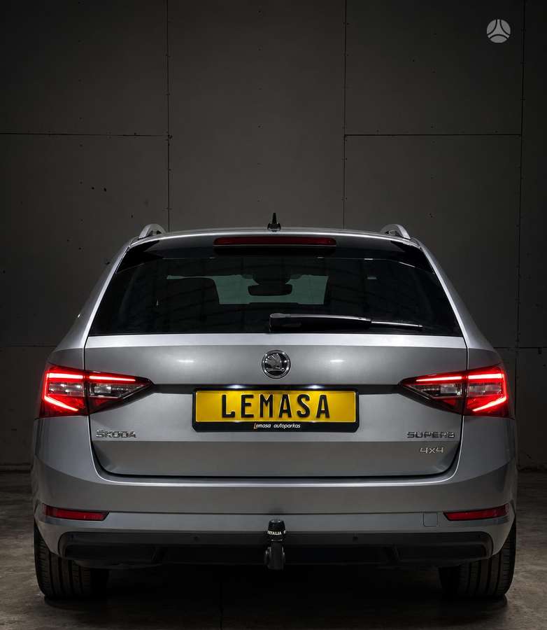 Skoda Superb, 2.0 l., Универсал