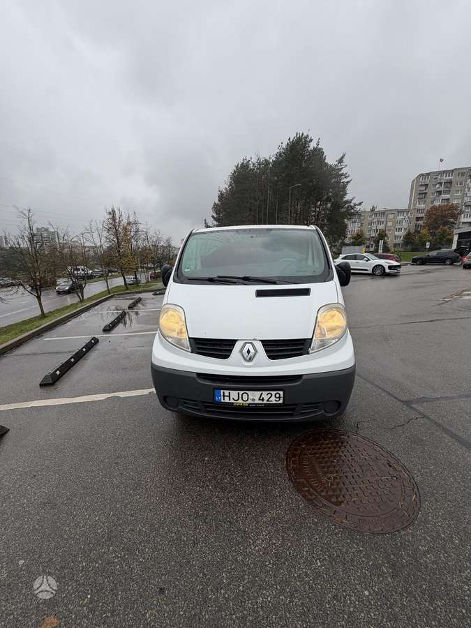 Renault Trafic, 2.0 l., passenger minibus