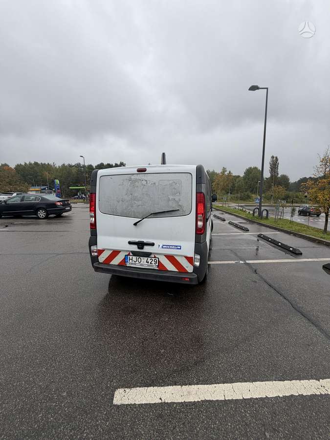 Renault Trafic, 2.0 l., passenger minibus