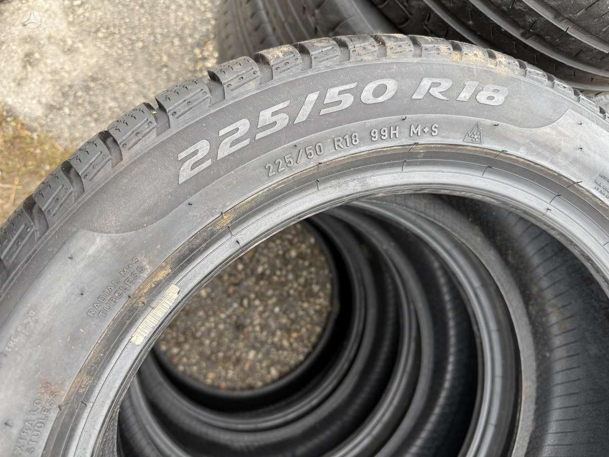 Pirelli, зимние 225/50 R18
