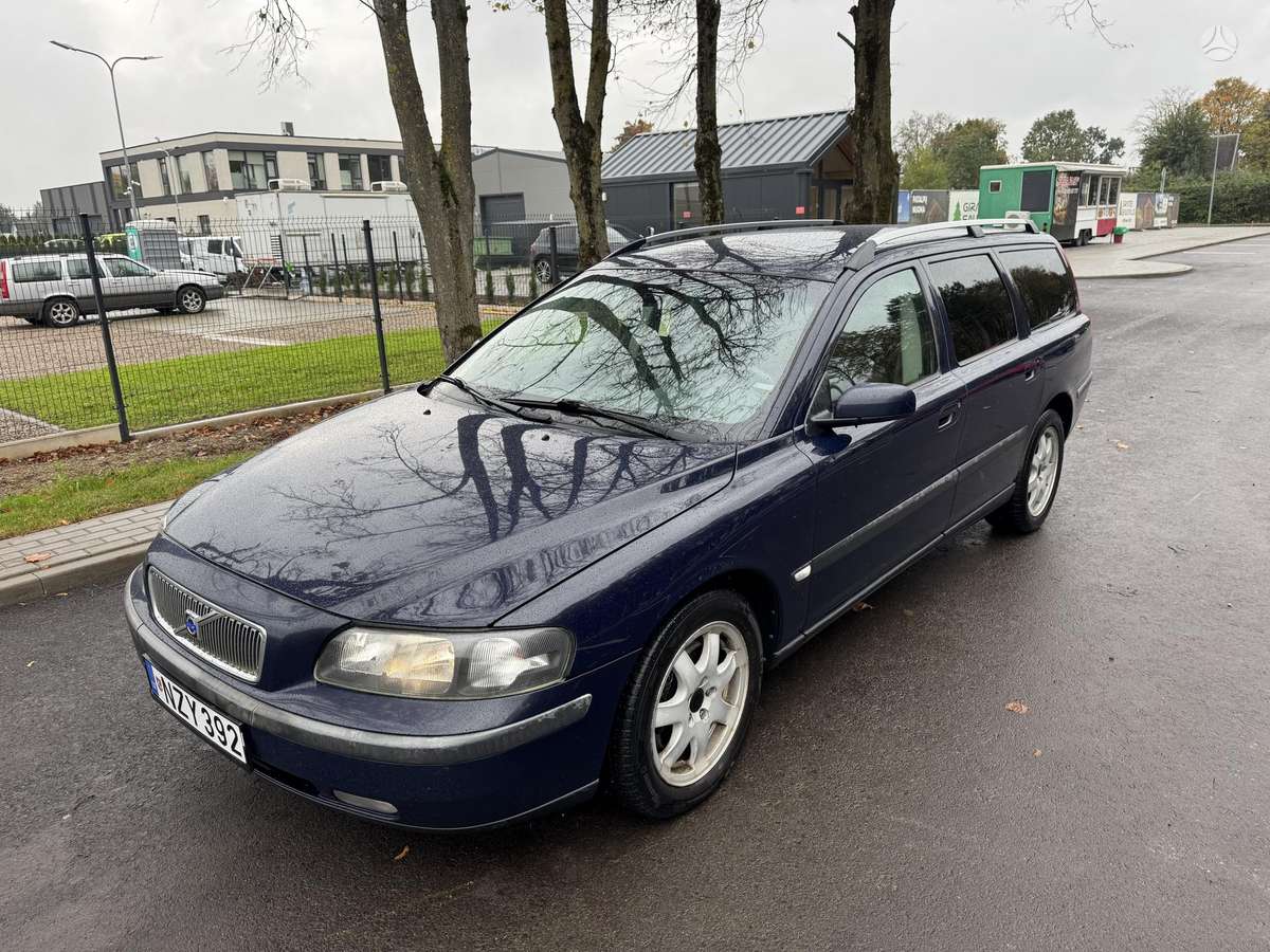 Volvo V70, 2.4 l., wagon