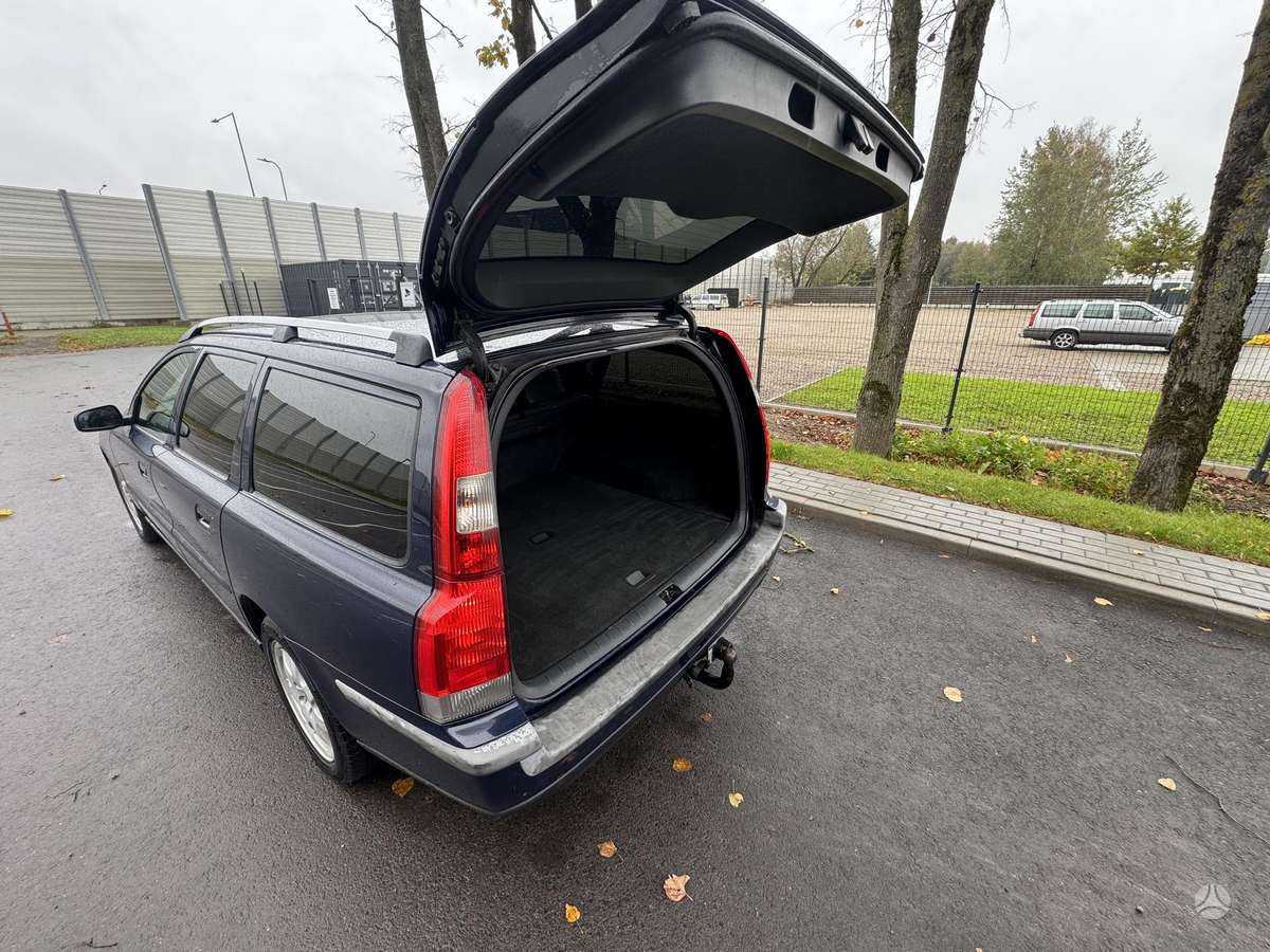 Volvo V70, 2.4 l., Универсал