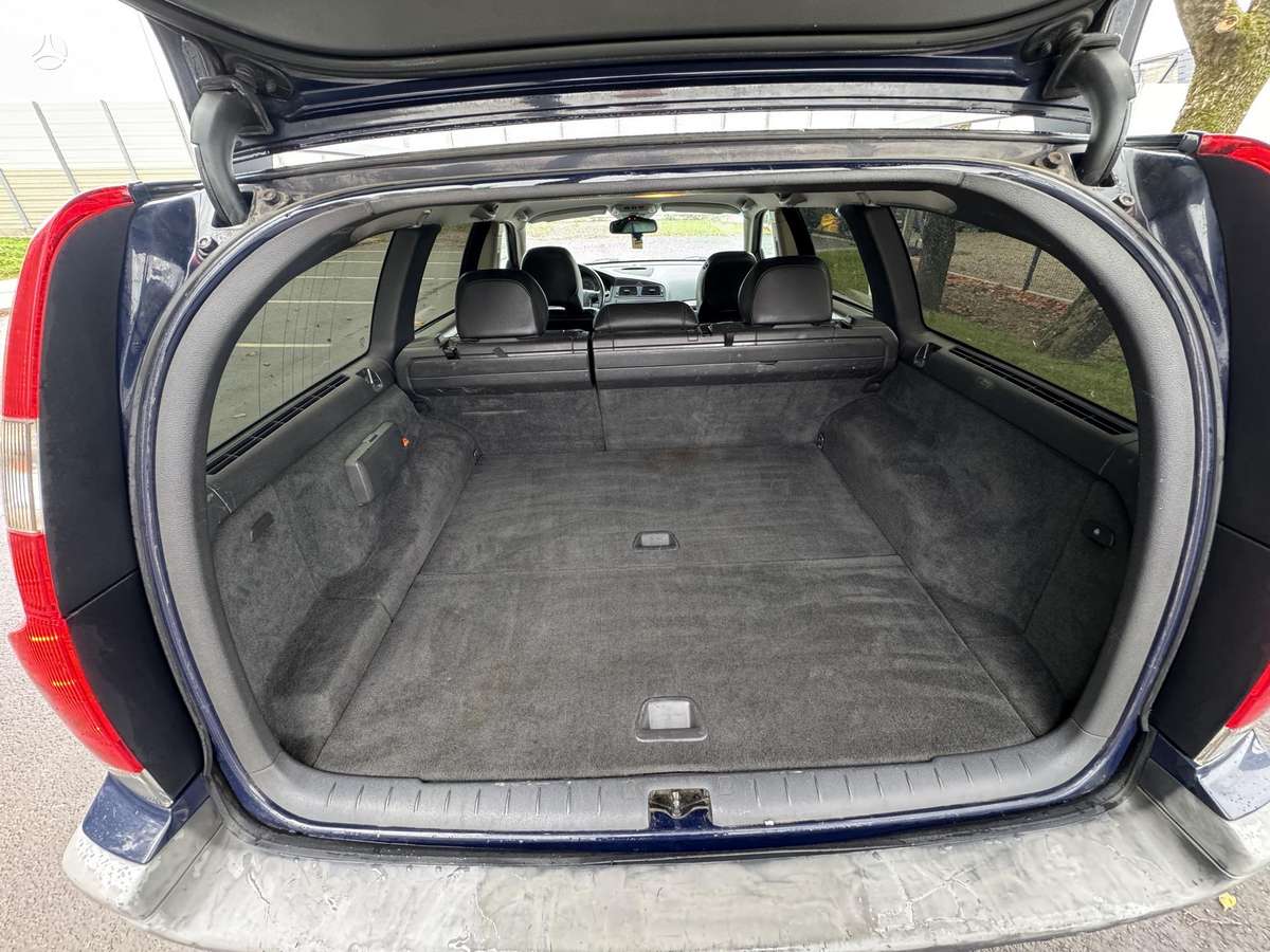 Volvo V70, 2.4 l., wagon