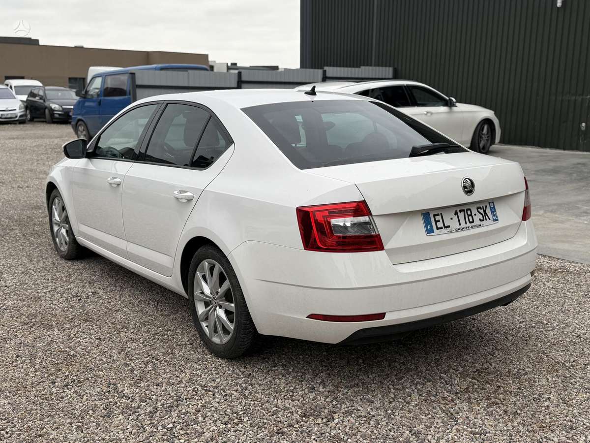 Skoda Octavia, 1.6 l., hatchback